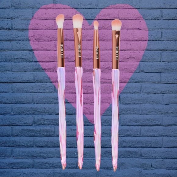 Eloise Beauty Other - ELOISE BEAUTY Prism Luxury Eye Shadow Brush Set